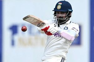 Will KL Rahul come out to bat on Day 2 after getting retired hurt? Batting coach gives crucial update SportsTak