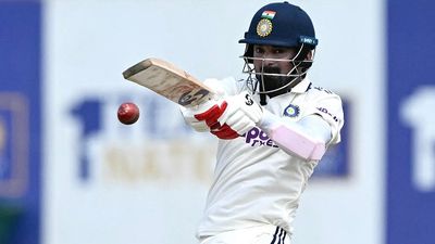 Will KL Rahul come out to bat on Day 2 after getting retired hurt? Batting coach gives crucial update India's veteran batter KL Rahul in this frame. (Getty)