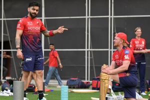'Show them why they've done all that sacrifice for you': England's Cox reveals Kohli's advice during viral coffee shop meeting in London SportsTak
