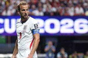 Bayern Munich star Harry Kane stays humble to win Ballon d’Or after record-breaking season SportsTak
