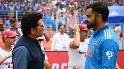 'Sachin wasn't as strong as...': AB de Villiers sparks major debate with bold Virat Kohli claim Batting great Sachin Tendulkar (L) and former India captain Virat Kohli in this frame. (Getty)