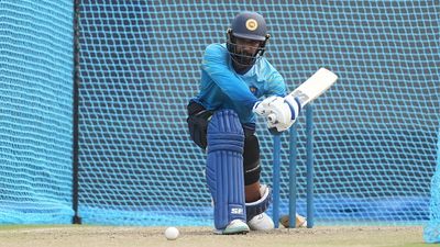 Sri Lanka make two additions in Test squad for series-decider against India Sri Lanka's Kamil Mishara in this frame. (Getty)
