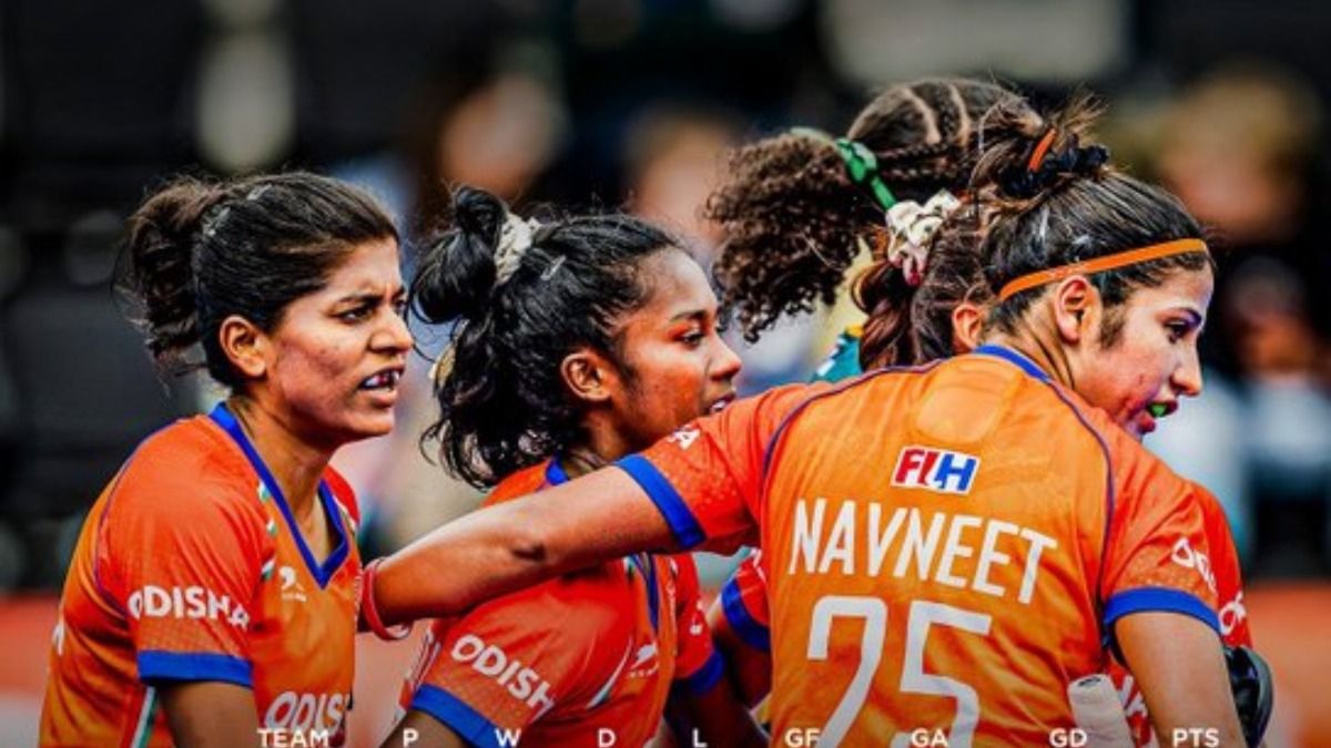 Hockey World Cup: India women's team cruises into to 2nd round after goalless draw against England. (X)