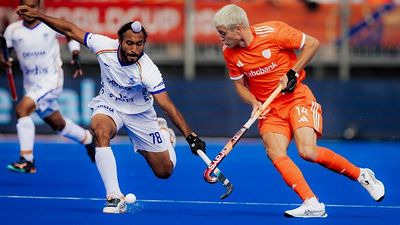 DECODED: The exact scenario India need to reach Hockey World Cup semis after defeat vs Netherlands (L-R) India's Rajinder Singh and Netherlands' Derck de Vilder in action during Hockey World Cup clash. (Getty)