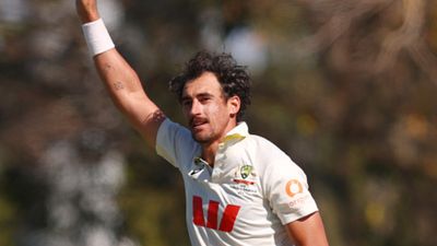 Justin Langer labels two-day Tests 'unacceptable' after Australia crush Bangladesh Mitchell Starc in this frame. (Getty)