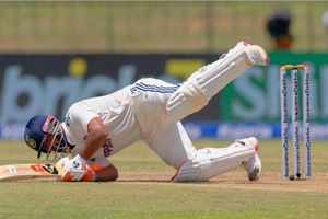 IND vs SL: Rishabh Pant injury scare deepens as Morne Morkel reveals 'badly bruised' shoulder SportsTak