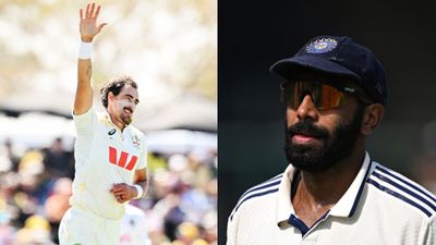 Mitchell Starc dethrones Jasprit Bumrah to become World no.1 Test bowler for the first time Australia's Mitchell Starc (L) and India's Jasprit Bumrah in frame. (Getty)