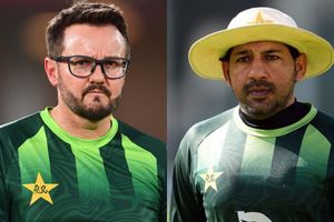 Pak's crisis takes new turn: Mike Hesson set for Test team charge after Lord’s collapse; Sarfaraz Ahmed’s future uncertain? SportsTak