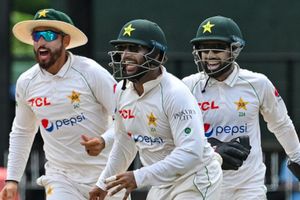 Pakistan sack 2 coaches, drop 3 seniors, call-up 6 players for 3rd Test vs England after London horror show: Report SportsTak