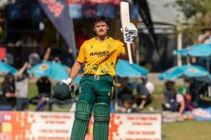 South Africa survive Namibia scare with 11-run win despite Lhuan-dre Pretorius' record ton to make tri-series final SportsTak