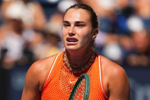 Watch: World No. 1 Aryna Sabalenka pauses US Open match over cannabis smell, ‘someone is smoking weed’ SportsTak