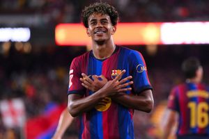 Hansi Flick backs 19-year-old Lamine Yamal as one of FC Barcelona’s new captains in major leadership move SportsTak