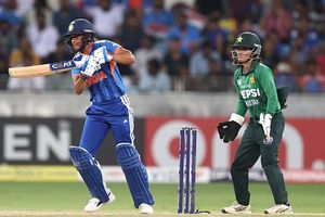 Harmanpreet Kaur hails India's 'Ruthless' win over Pakistan heading into Women's Asia Cup semifinals SportsTak