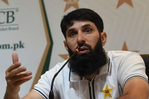 'Local & foreign coaches treated differently': Pakistan's Misbah-ul-Haq reacts to Sarfaraz Ahmed, Umar Gul's sacking SportsTak
