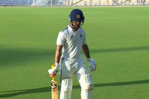 Ishan Kishan slams belligerent 270, East Zone break 40-year-old record with 708 as South Zone bowlers toil hard in Duleep Trophy final SportsTak