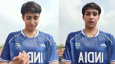Wushu athlete Divyanshi softens stance on federation; renews harassment claims against Roshibina Divyanshi softens stance on federation; renews harassment claims against rival