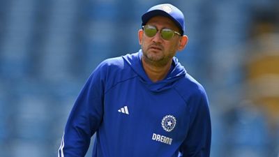 BCCI updates on Ajit Agarkar’s future; frontrunner revealed if he opts to leave BCCI updates on Ajit Agarkar’s future; frontrunner revealed if he opts to leave