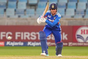 Asian 2026: Smriti Mandhana creates history; becomes first woman cricketer to… SportsTak