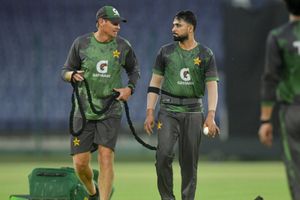 Pakistan cricket crisis deepens, Ex-AUS pacer resigns as bowling coach to become Netherlands head coach SportsTak