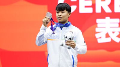 Roshibina Devi misses out on gold but secures 3rd consecutive Asian Games medal, addresses selection controversy Roshibina Devi