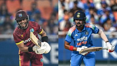 IND vs WI: Hope's 162 dampens Rahul's 129 to hand West Indies 5-wicket consolation win in 3rd ODI as India seal series 2-0 West Indies' Shai Hope (L) and India's KL Rahul in this frame. (Getty)