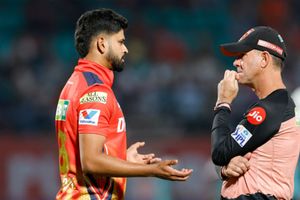 Big blow for Shreyas' Punjab Kings, 2 coaches from Ponting's staff resign for BBL roles SportsTak