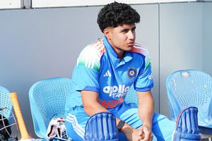 Virender Sehwag's son Aaryavir wreaks havoc with towering 173 off 143 riding on 8 sixes, 19 fours, Know where SportsTak