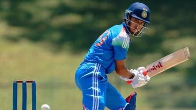 Rahul Dravid's son Anvay runs riot with lightning 100-ball 151 to help his team chase down 358-run target Karnataka's U-19 captain Anvay Dravid in this frame. (X)