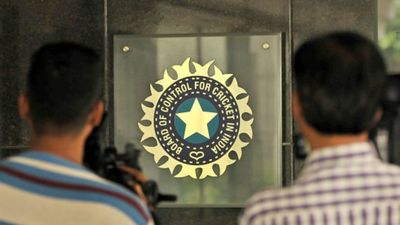Ramesh Powar joins BCCI's Selection Committee; Pragyan Ojha replaces Ajit Agarkar Ramesh Powar joins BCCI's Selection Committee; Pragyan Ojha replaces Ajit Agarkar