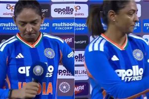 Emotional Harmanpreet Kaur fights back tears & throws mic after demolishing 41-ball 91, credits WV Raman for motivation SportsTak
