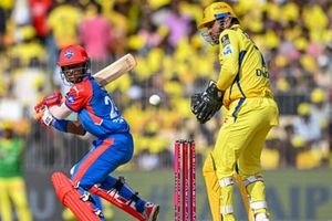 Bengal coach makes MS Dhoni-like prediction for Delhi Capitals wicketkeeper Abishek Porel SportsTak