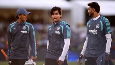 Why Karthik is against sending benched Sooryavanshi home to play Ranji Trophy during New Zealand T20Is? Vaibhav Sooryavanshi, Axar Patel, Abhishek Sharma