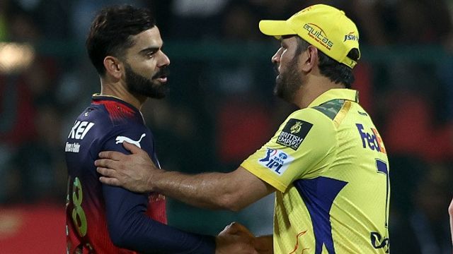 MS Dhoni reveals what CSK need to learn from RCB to return to winning ways in IPL 2027 CSK's MS Dhoni (R) and RCB's Virat Kohli in this frame. (Getty)