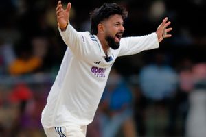 Ranji Trophy: Saransh Jain's six-fer helps MP sink Bihar, J&K player cracks ton at no.9 vs Baroda SportsTak