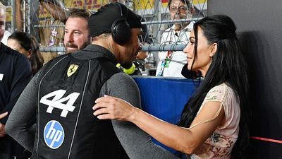 Kim Kardashian spotted with Lewis Hamilton at Singapore GP, goes viral for pink dress Kim Kardashian,Lewis Hamilton
