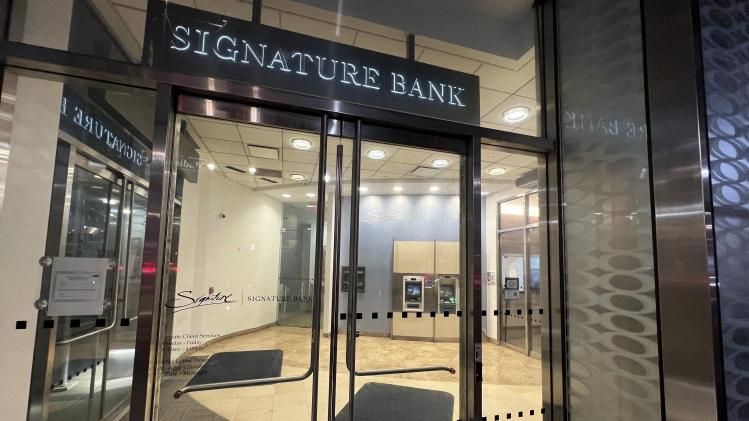 Signature Bank shuts down