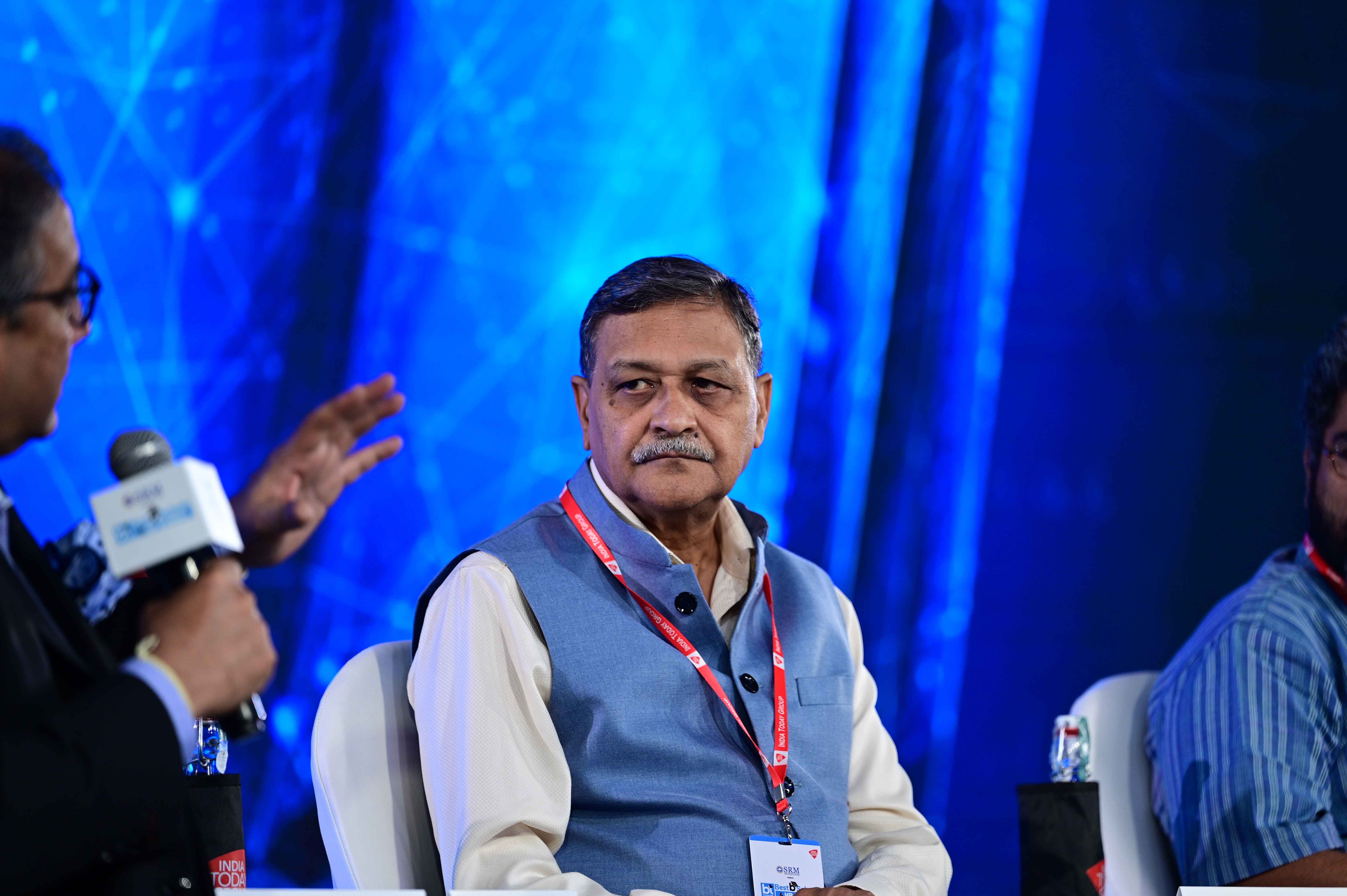 IIM Ahmedabad director Prof. Bharat Bhasker, IIM Calcutta’s Prof. Bhaskar Chakrabarti and other dignitaries on the relevance of B-schools in age of AI at BT Best B Schools and HR Summit