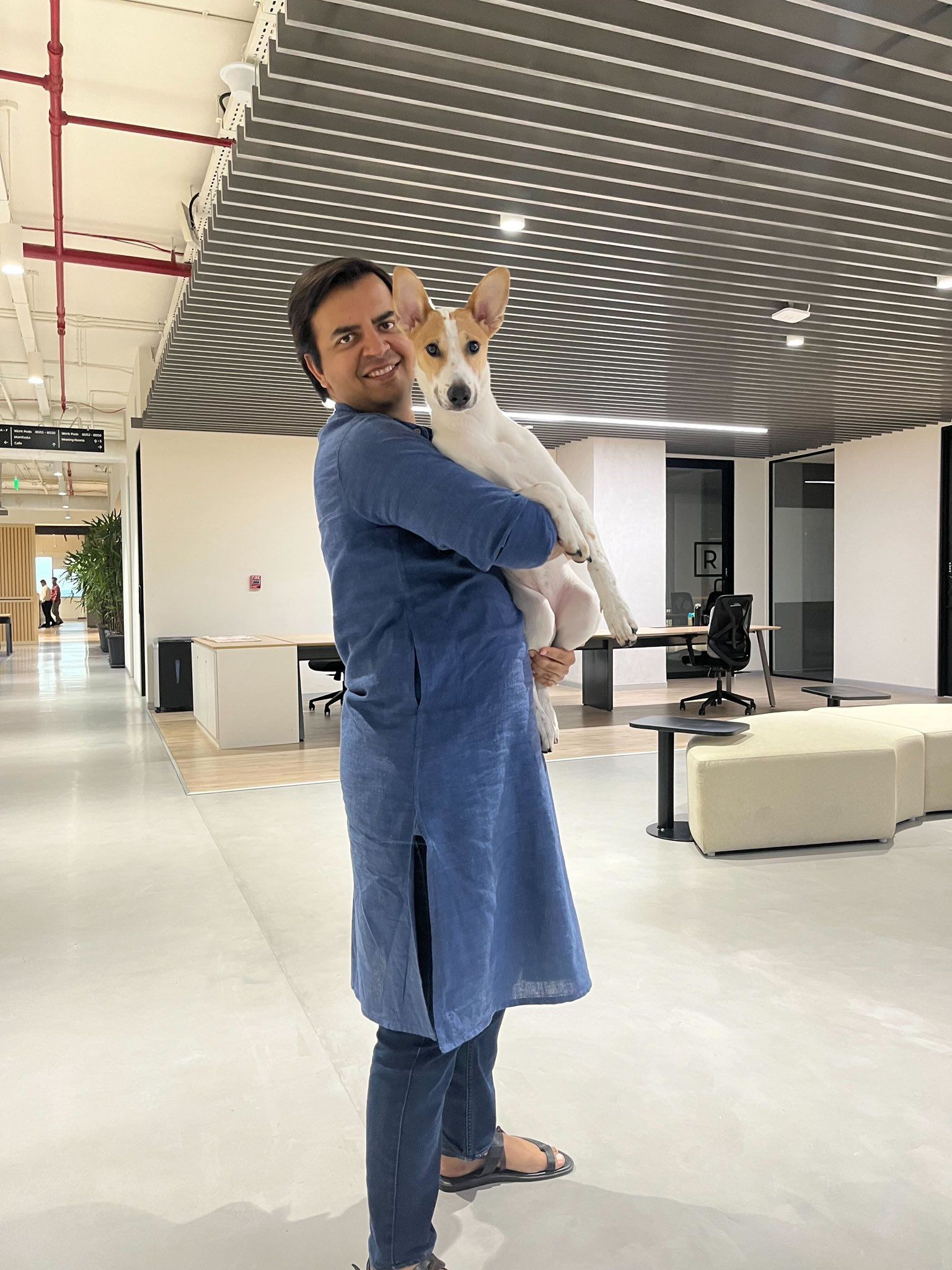 Anand Mahindra welcomes MS Dhoni to Swaraj family, Bhavish Aggarwal’s pets, Harsh Goenka shares interesting video, Nikhil Kamath’s post on investment strategy: India Inc on X (Twitter)
