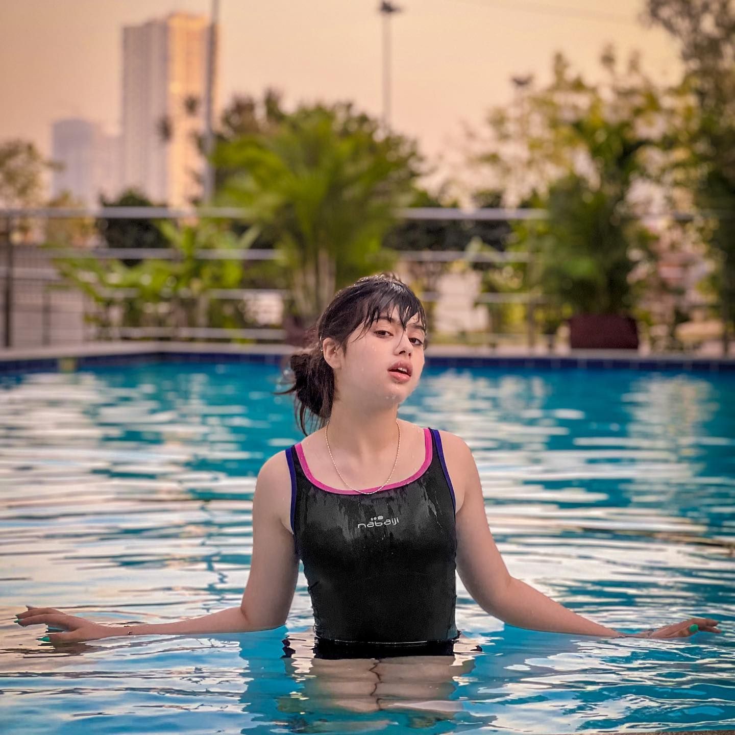 मीका सिंह का 12 साल की रीवा अरोड़ा के साथ रोमांटिक VIDEO देख भड़के नेटिजेंस