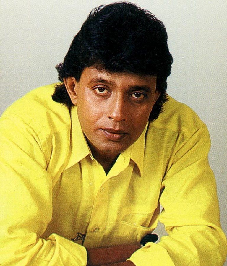 'खाली पेट सोया, स्किन कलर को लेकर अपमानित हुआ', रो पड़े Mithun Chakraborty