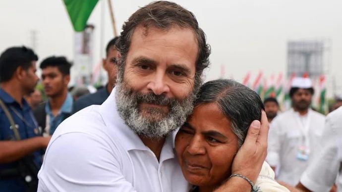 राहुल ने रूल तोड़ा, CRPF का बयां