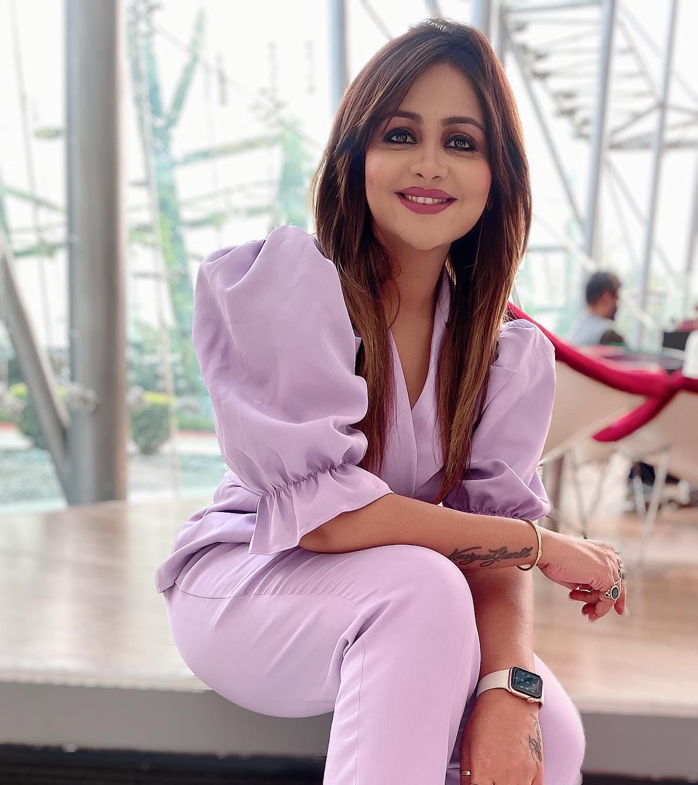 अनामिका जैन अंबर को कविता पाठ से रोका, ADM बोले-'सरकार का बहुत प्रेशर है'