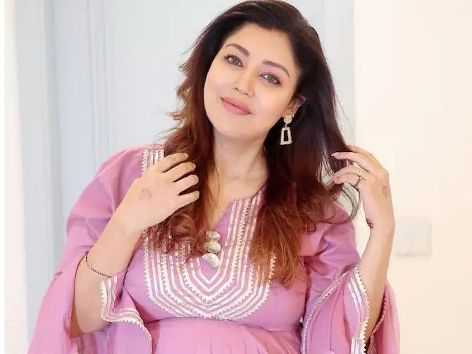 'लगता है हर मिनट रोना आ रहा', डिलीवरी के बाद डिप्रेशन में Debina Bonnerjee?