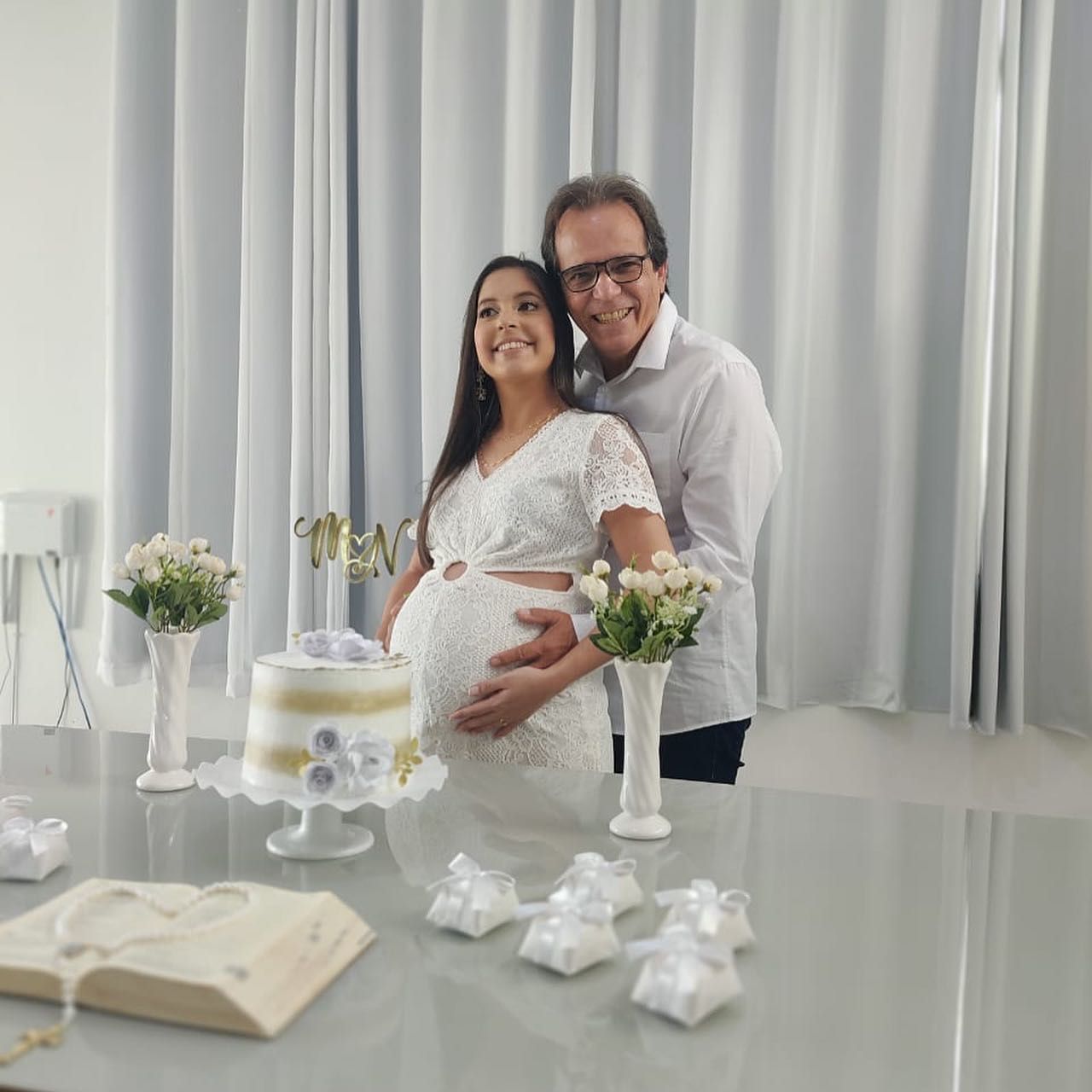 खुद से 40 साल बड़े पुरुष को दिल दे बैठी लड़की, कही ये बात...