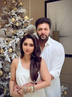 पत्नी-बच्चों को नहीं लगी भनक, एक्टर ने तोड़ी 15 साल की शादी, बोली- शॉक्ड हूं