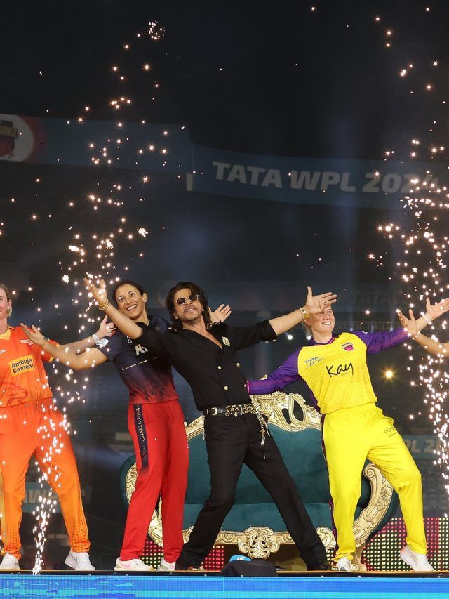 WPL ની ઓપનિંગ સેરેમનીમાં shahrukh khan નો જલવો