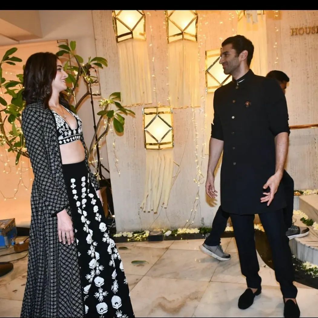 ananya pandey aditya roy Kapoor love 2