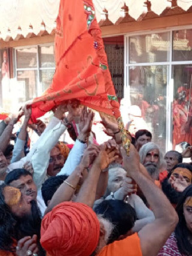 ભવનાથ મંદિરમાં ધજારોહણ સાથે શિવરાત્રિના મેળાનો પ્રારંભ