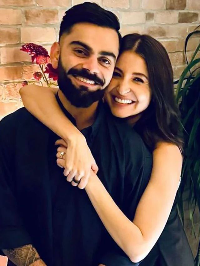 virushkaએ અહીં ઉજવી મેરેજ એનિવર્સરી, જુઓ મસ્તી કરતી વાયરલ તસવીરો