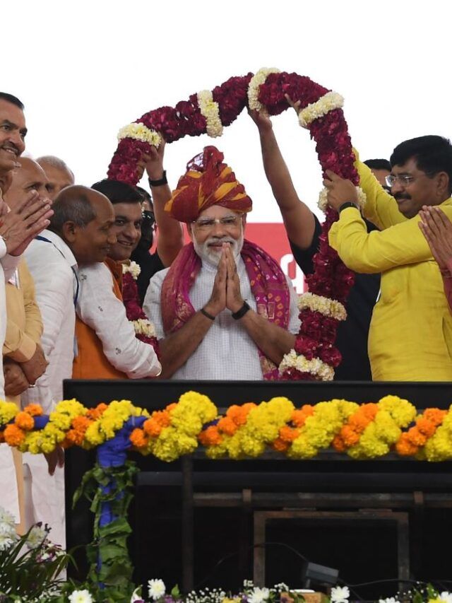 અંબાજીની ધરા પરથી PM મોદીએ અવિરત વિકાસકાર્યોની ધજા લહેરાવી